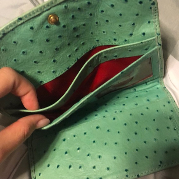 Dooney & Bourke wallet - Picture 4 of 11